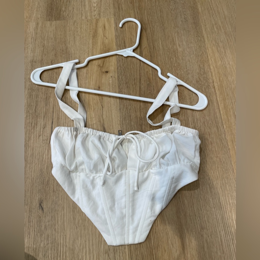 Princess Polly. Size 2.